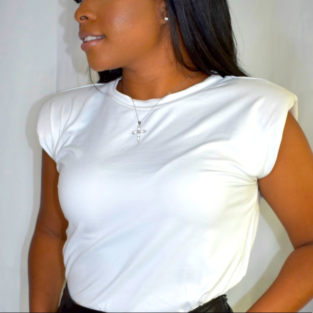 Padded shoulder top
